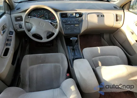 2000 Honda Accord Lx from USA, damaged, VIN 1HGCG5648YA152793